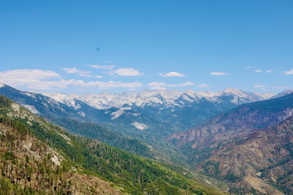 Western divide peaks at Sequoia National Park