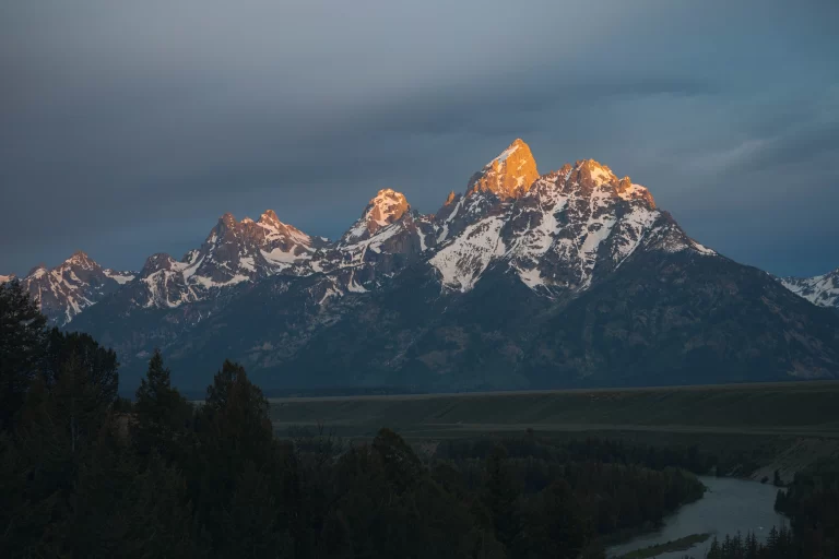 Stop by the Snake River Overlook: Grand Teton National Park